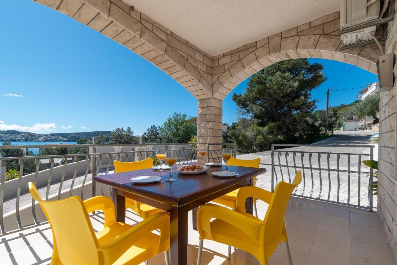 Ferienwohnung Bikaca 1 Trogir Exterior foto